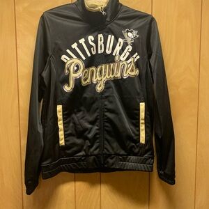 Ladies Official NHL Pittsburgh Penguins Jacket-M